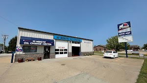 10 Minute Oil Change Center place picture